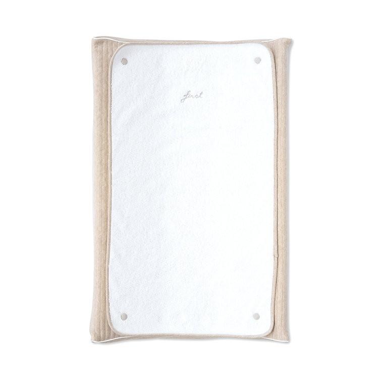 First - Changing pad cover & towel alix essentials beige